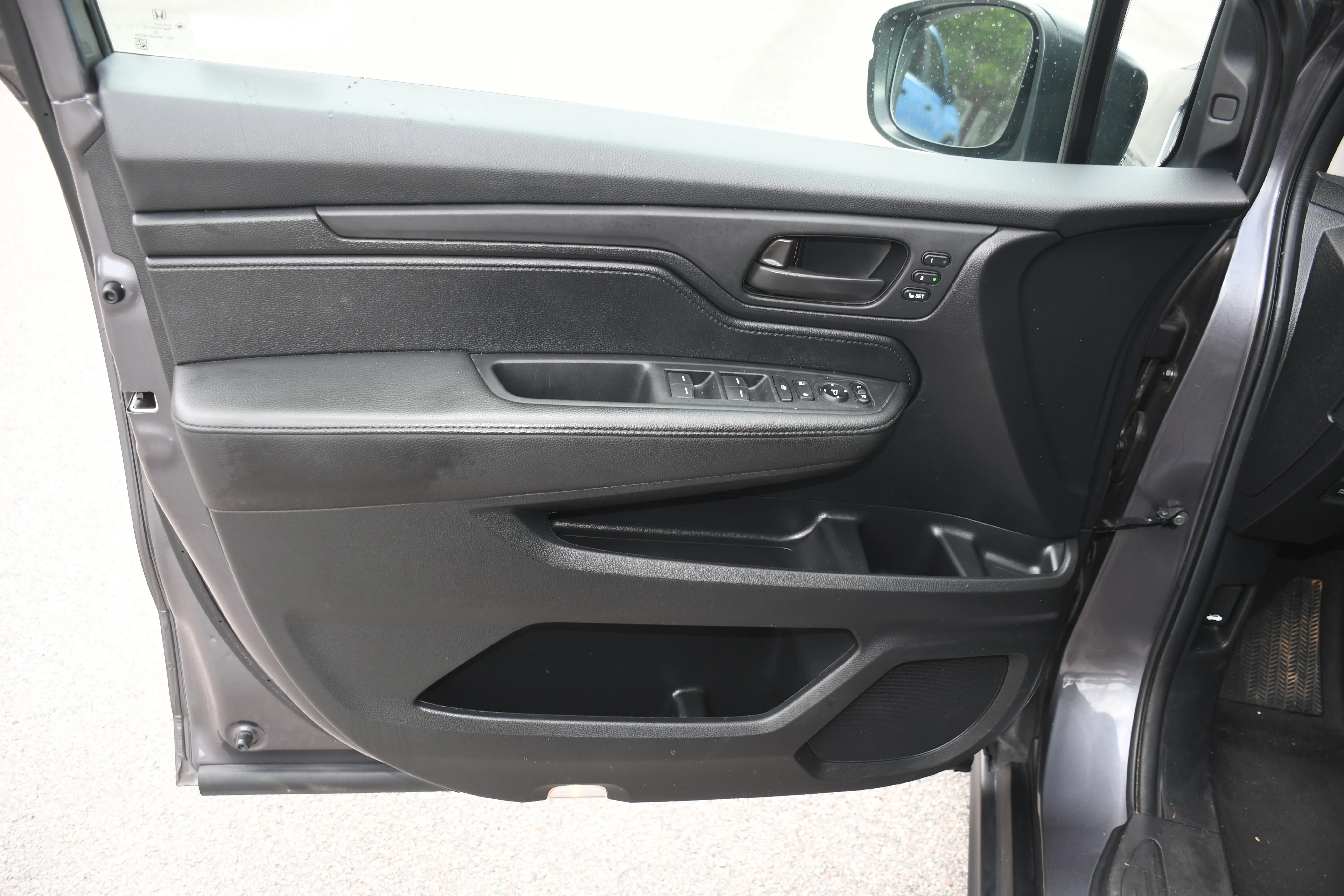 Used 2025  Honda EX-L image 10