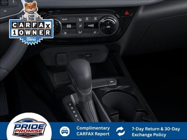 Used 2025 White Chevrolet LT image 25