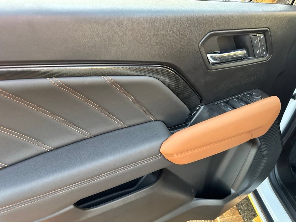 2026 GMC Canyon AT4 - Photo 9