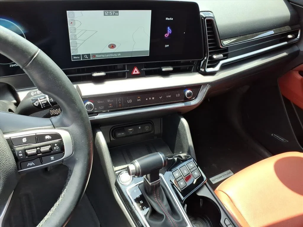 Used 2025 Wolf Gray Kia SX-Prestige image 23