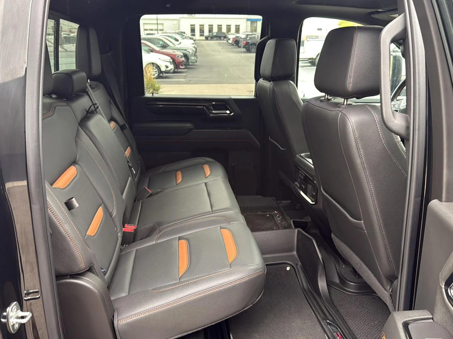 Used 2024 Onyx Black GMC AT4 image 11