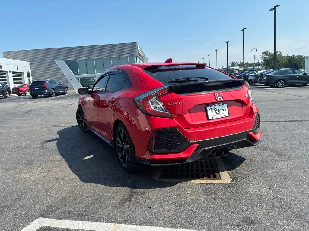 Used 2019 Red Honda Sport Touring image 5