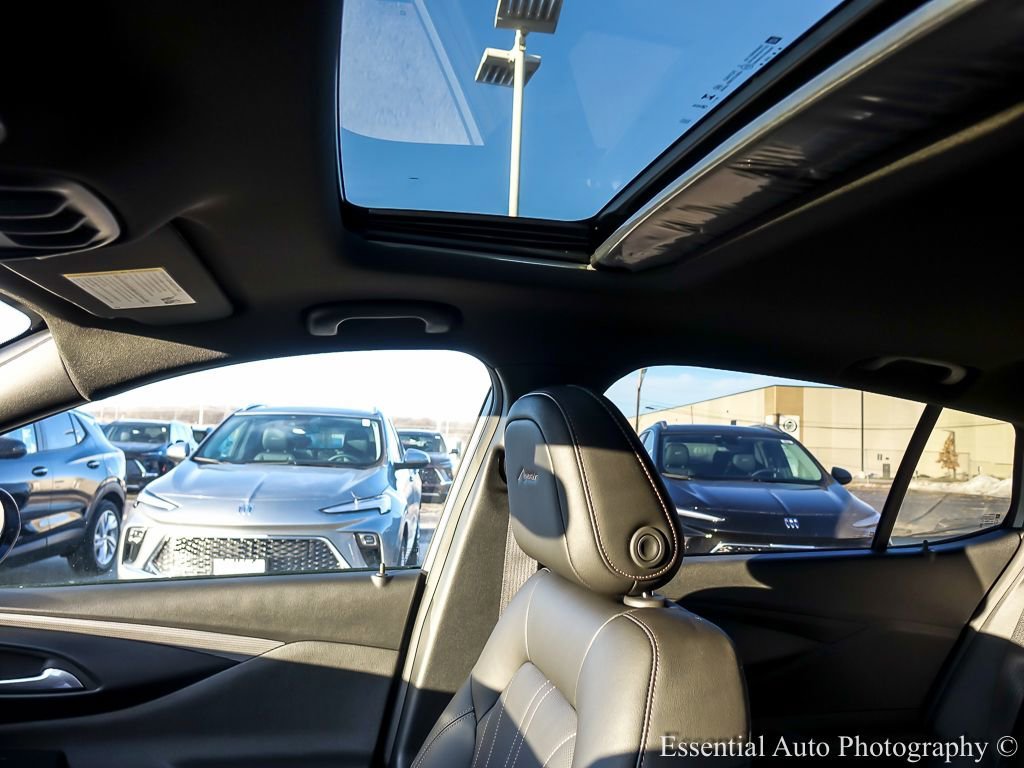 2026 BUICK ENVISTA - Image 10