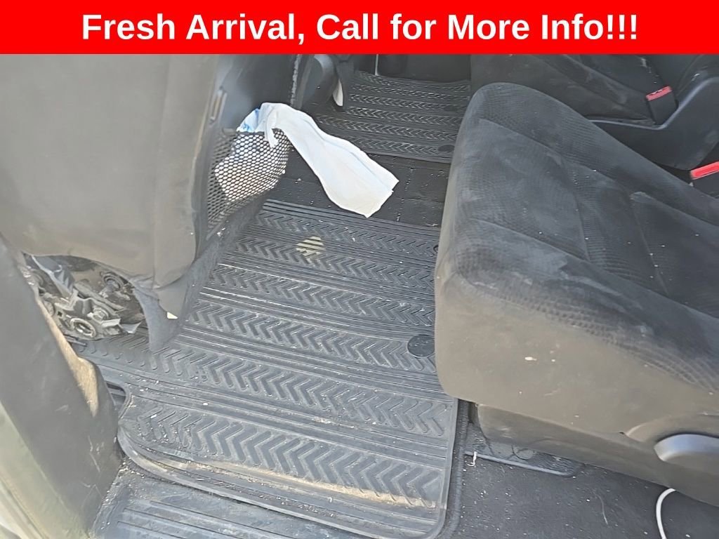 Used 2015 White Dodge SE Plus image 9