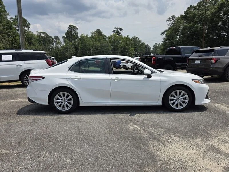 Used 2019 Super White Toyota LE image 14