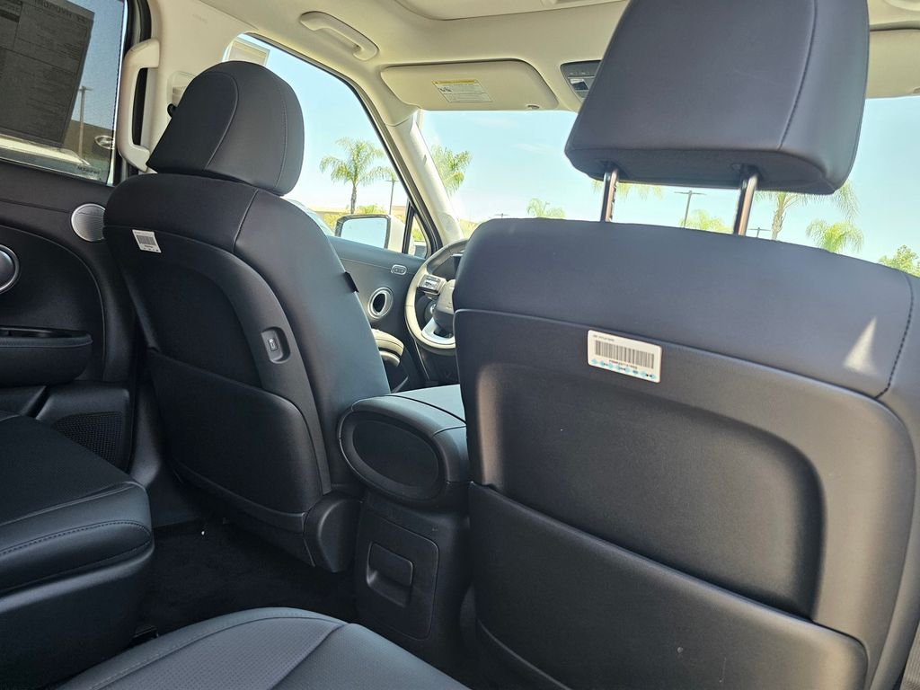 New 2026 Silver Hyundai SEL Premium image 15