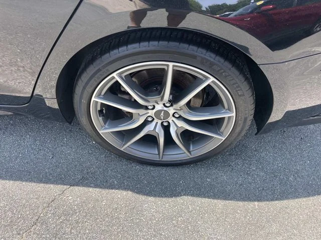 2023 GENESIS G70 Standard - Photo 15