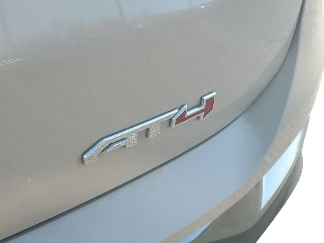 Used 2022 DESERT SAND METALLIC GMC AT4 image 37