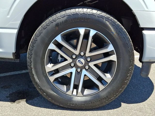 Used 2023 White Ford XL image 9