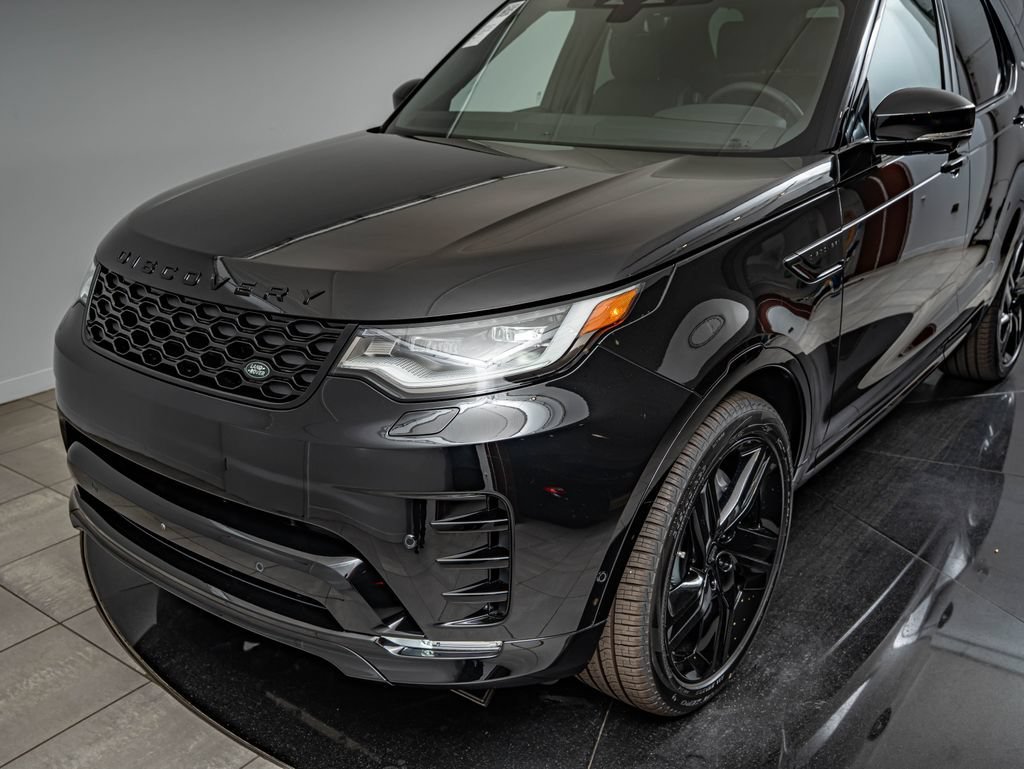 New 2026 Santorini Black Land Rover Dynamic SE image 14