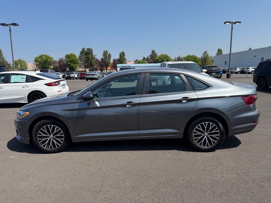 Used 2021 Platinum Gray Metallic Volkswagen 1.4T S image 5