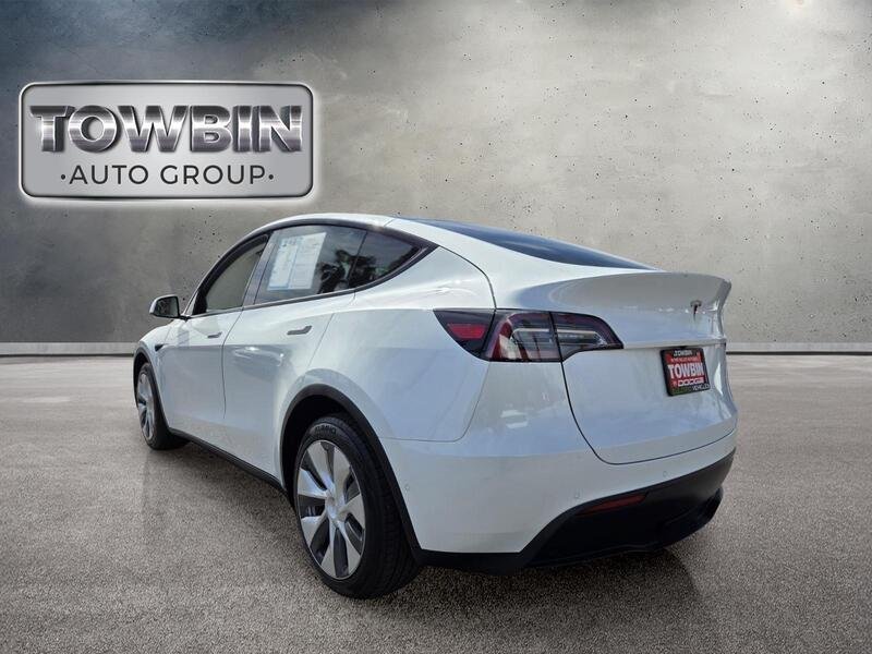 Used 2020  Tesla Long Range image 8