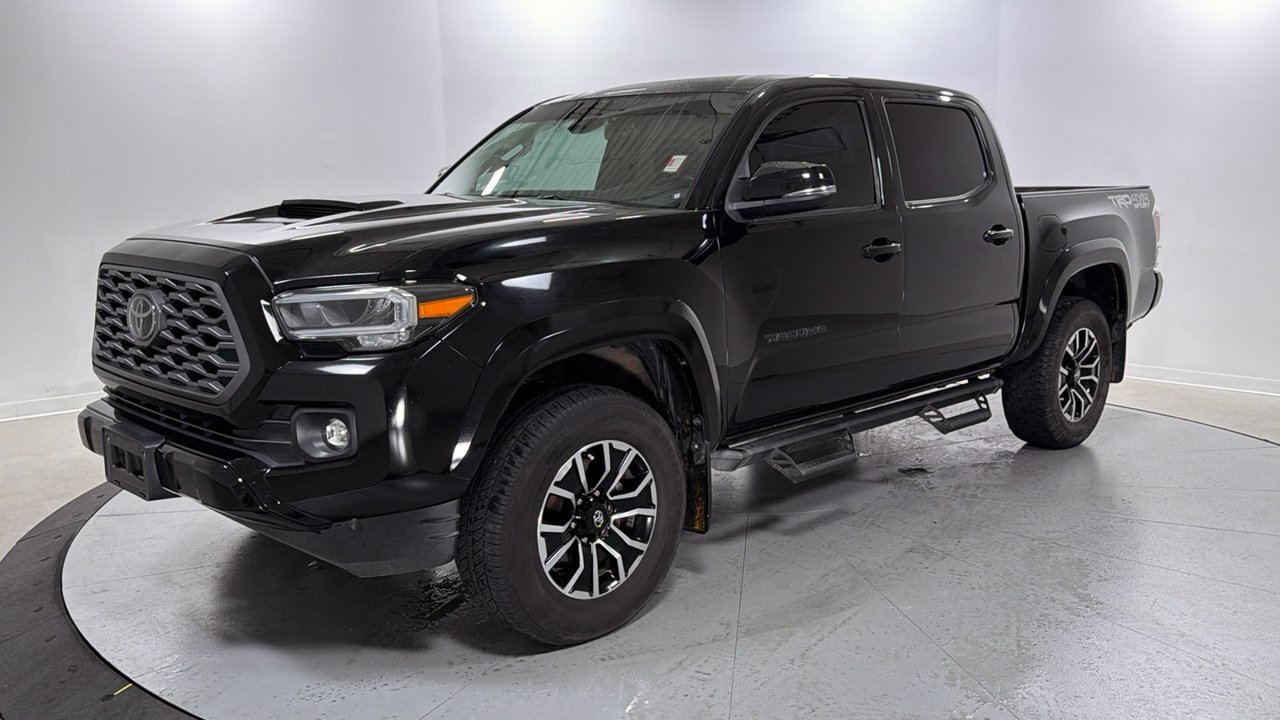 Used 2023 Black Toyota SR5 image 1