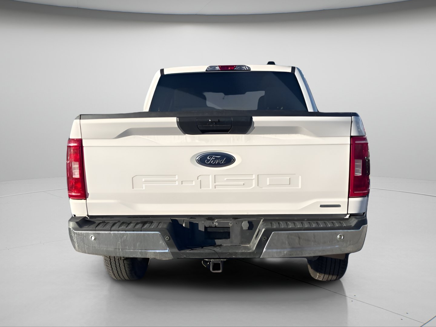 Used 2023 White Ford XLT image 8