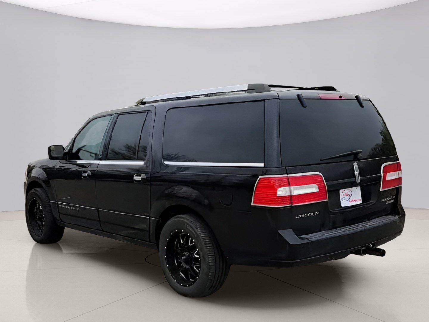 Used 2013 Black Lincoln L 4WD image 5