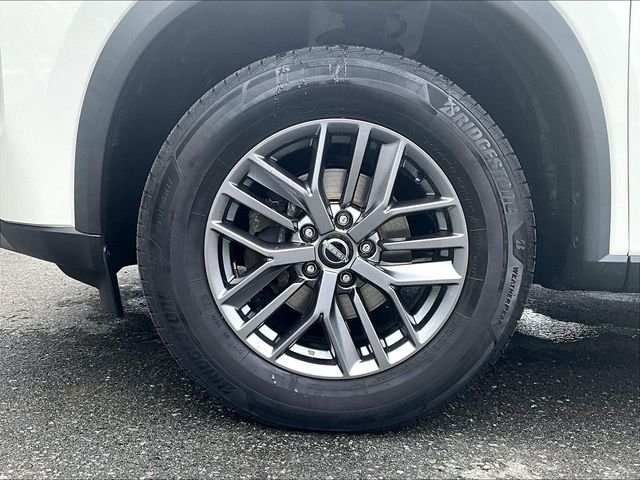 Used 2023 White Nissan S image 9