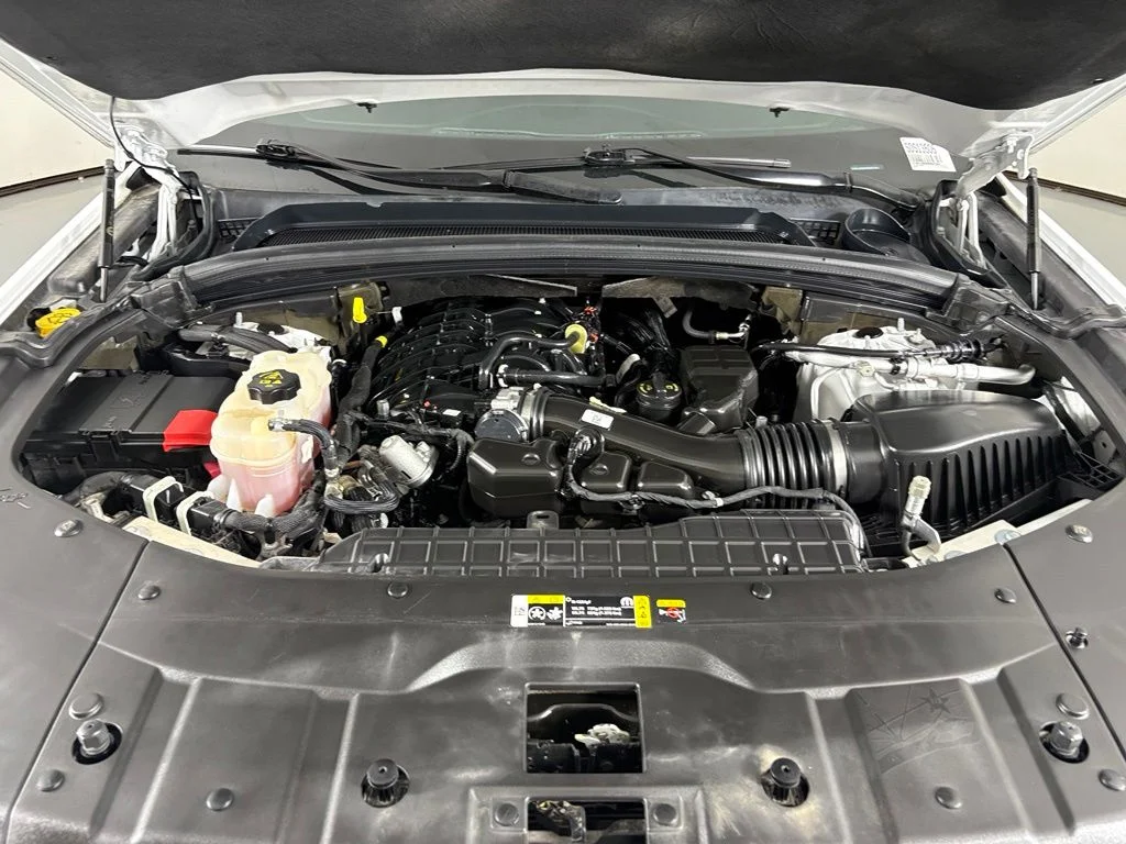 Used 2022 Bright White Clearcoat Jeep Altitude image 41