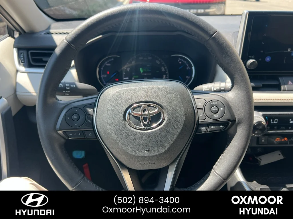 Used 2023 Silver Sky Metallic Toyota Hybrid XLE image 7