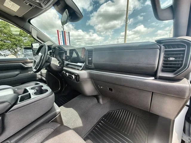 Certified Used 2025 Summit White Chevrolet LT image 28
