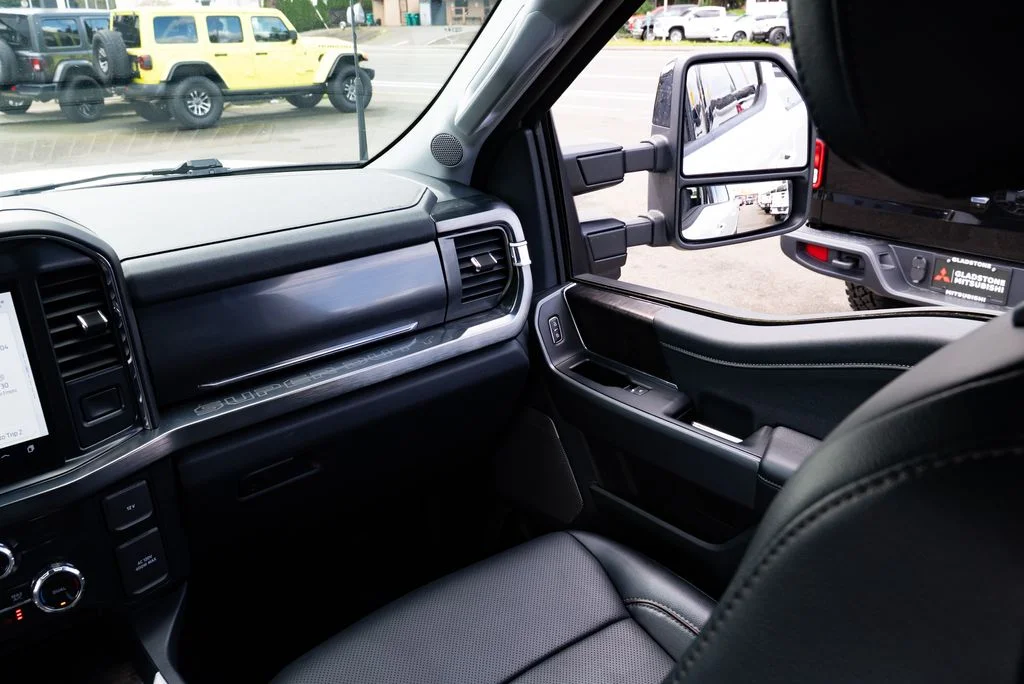 Used 2024 White Ford Lariat image 10