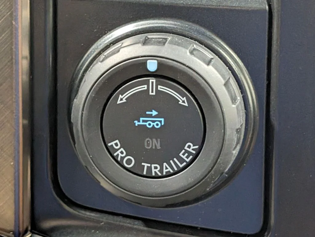 New 2026 Carbonized Gray Metallic Ford King Ranch® image 7