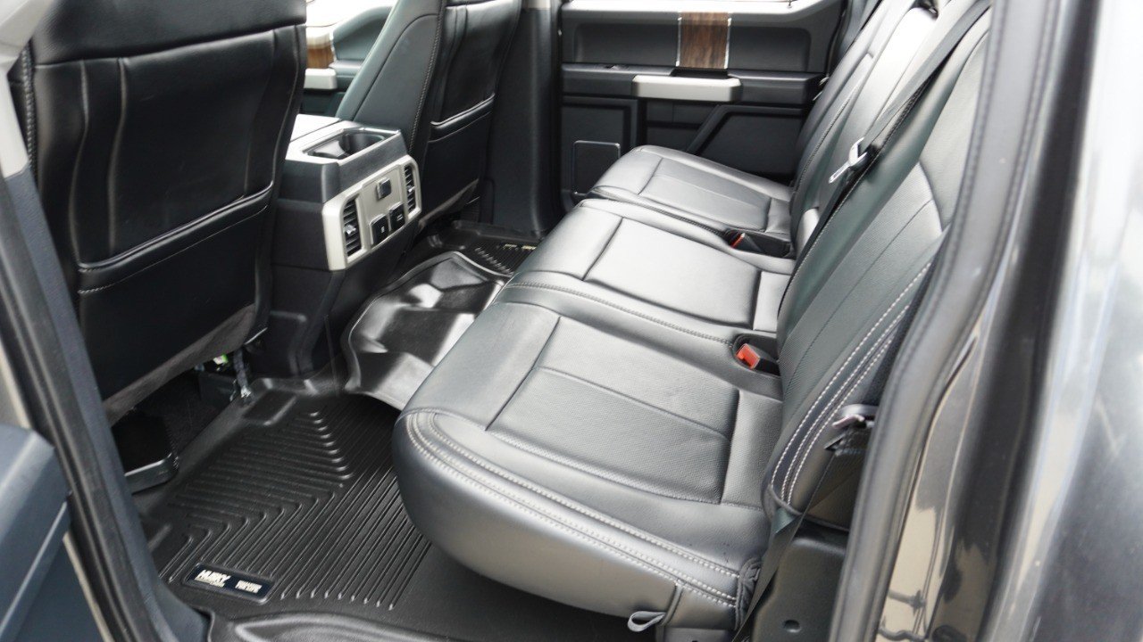 Used 2019 Gray Ford LARIAT image 32