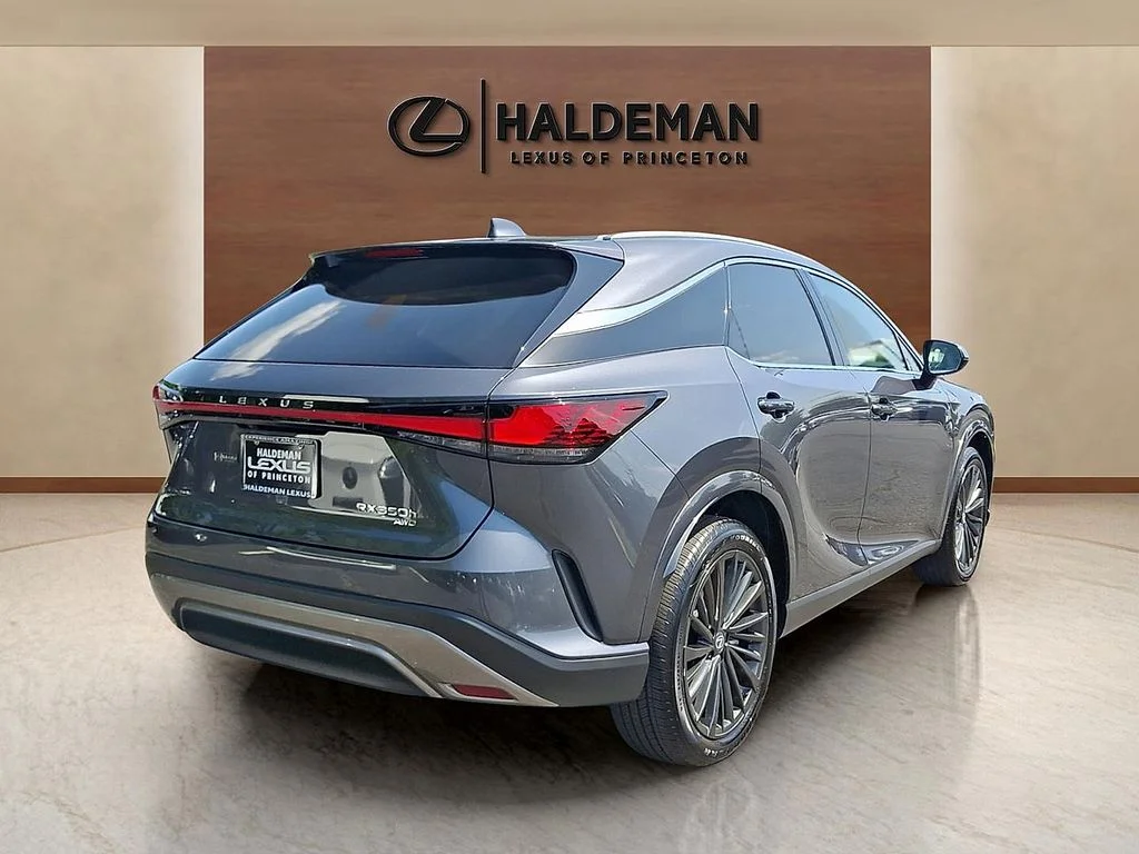 Used 2026 Gray Lexus 350h Premium image 6
