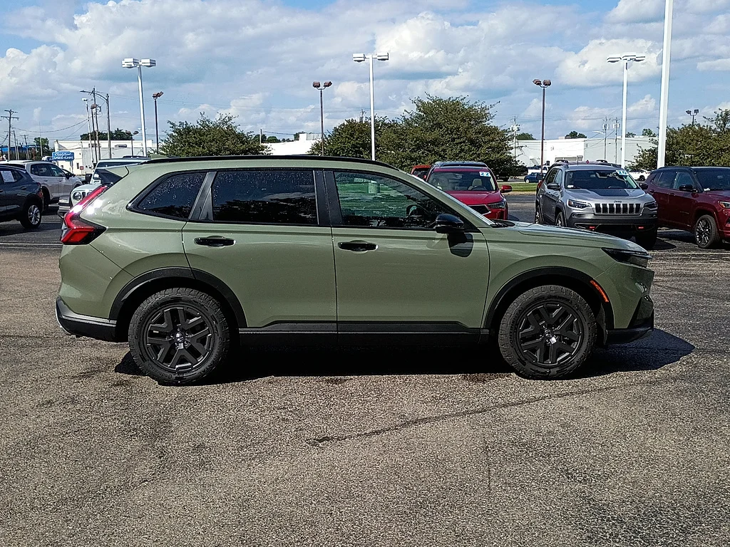 Certified Used 2026 Ash Green Metallic Honda TrailSport image 2
