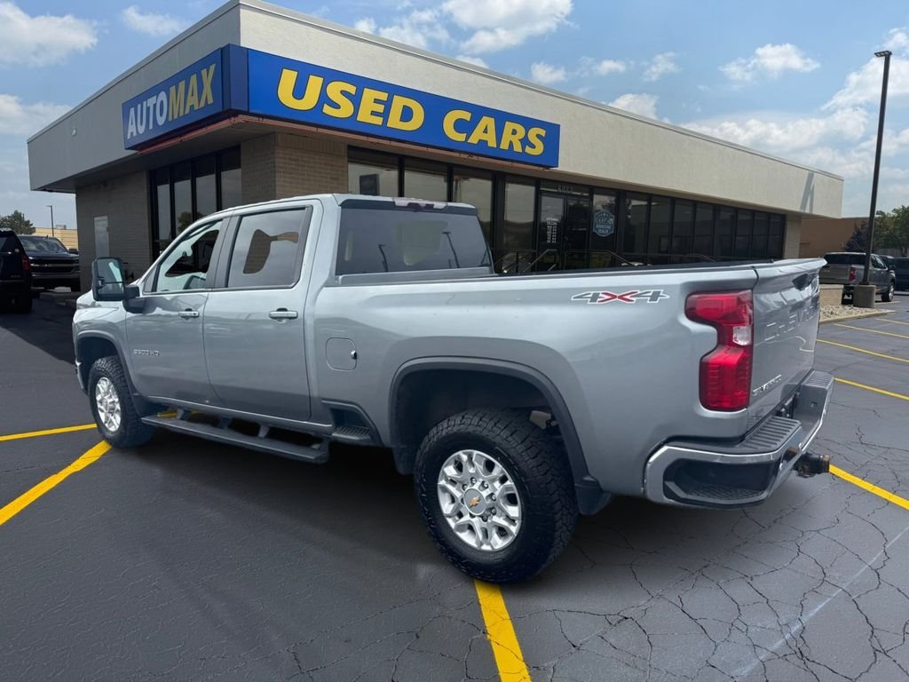 Used 2024 Sterling Gray Metallic Chevrolet LT image 7