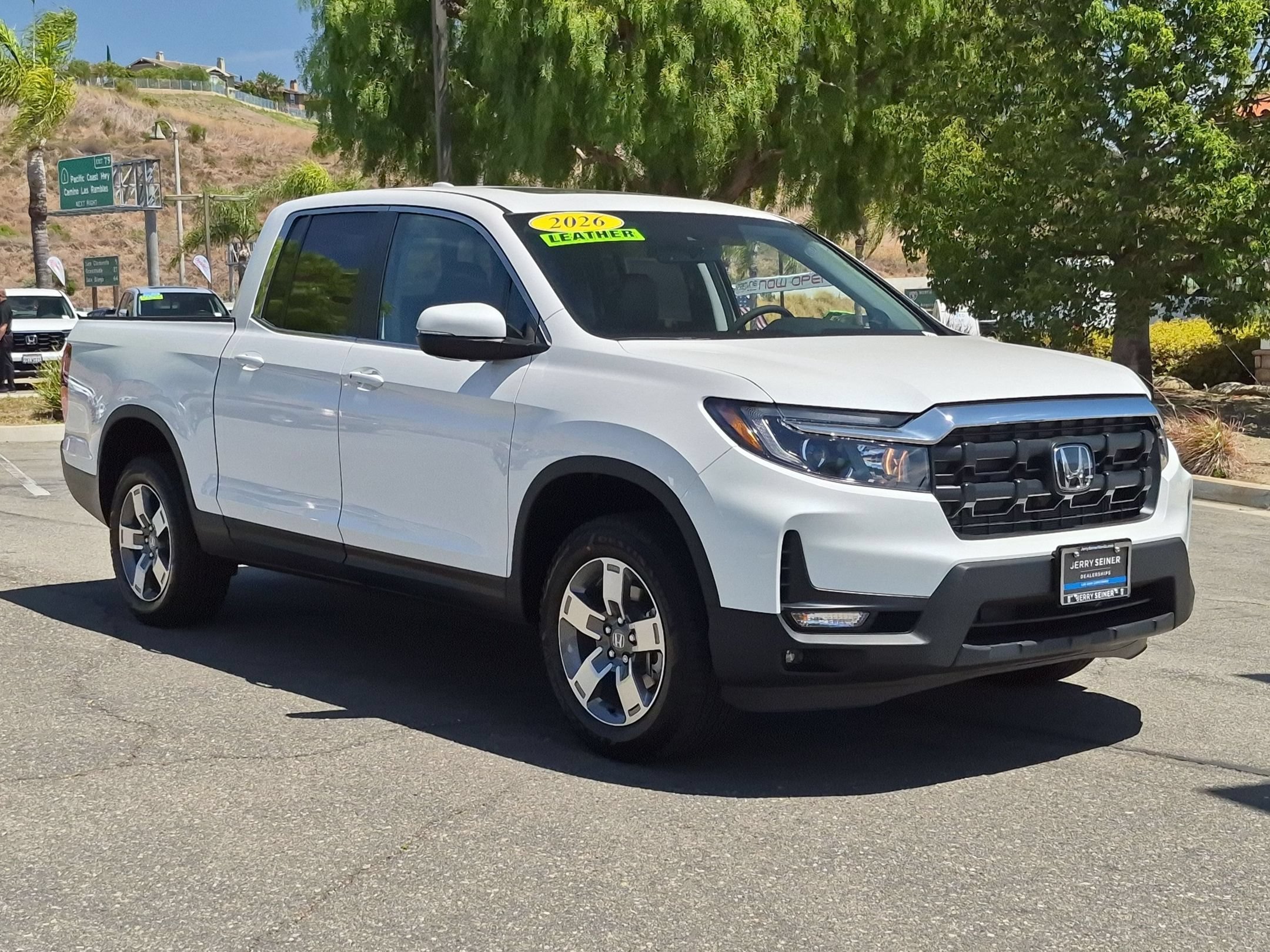 New 2026 Platinum White Pearl Honda RTL image 13