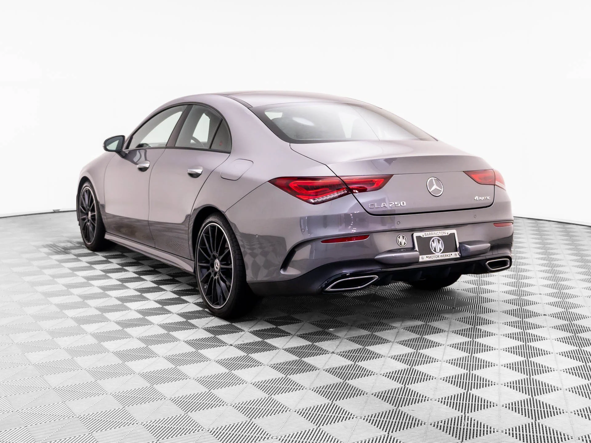 Used 2023 Gray Mercedes-Benz CLA 250 image 3