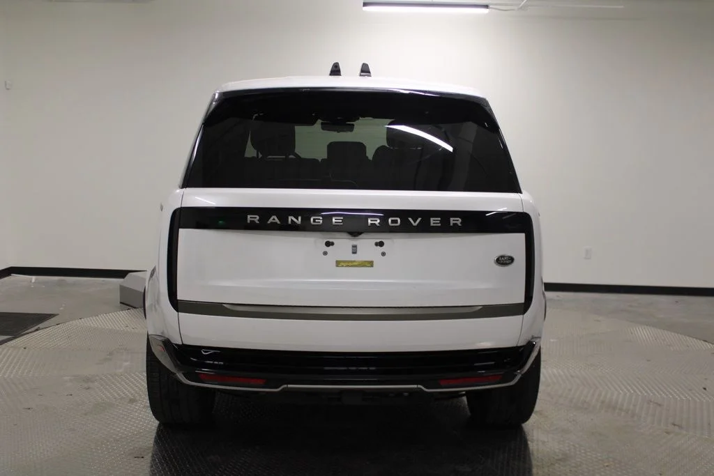 Certified Used 2023 White Land Rover SE image 6