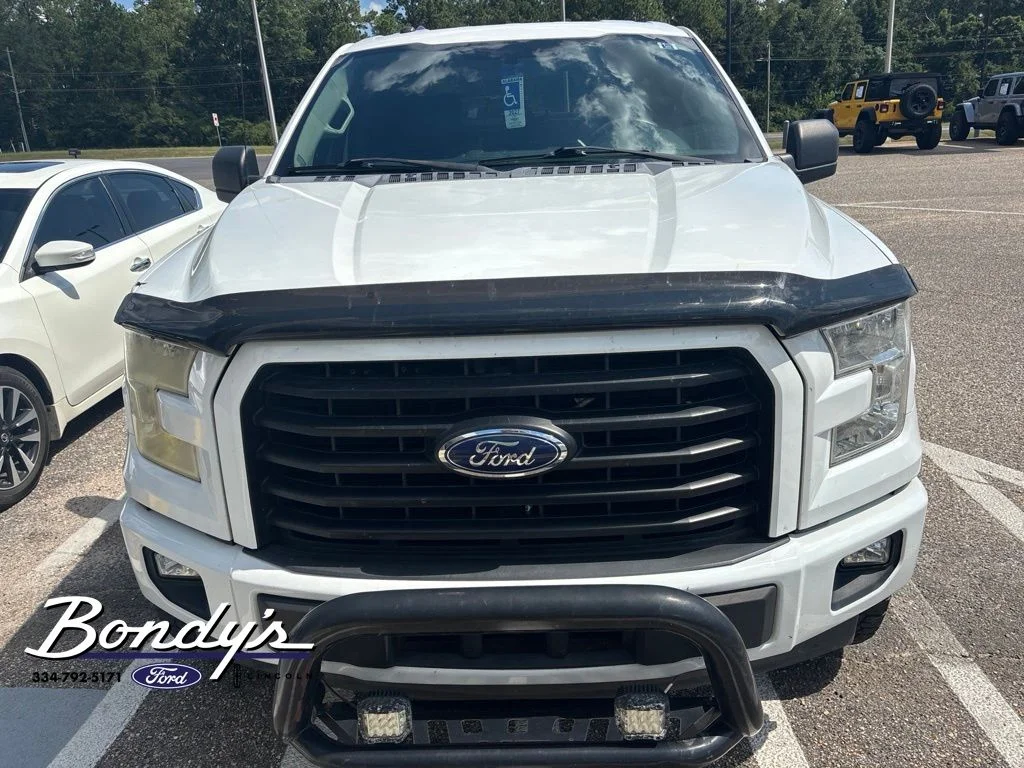 Used 2017 Oxford White Ford XL image 2