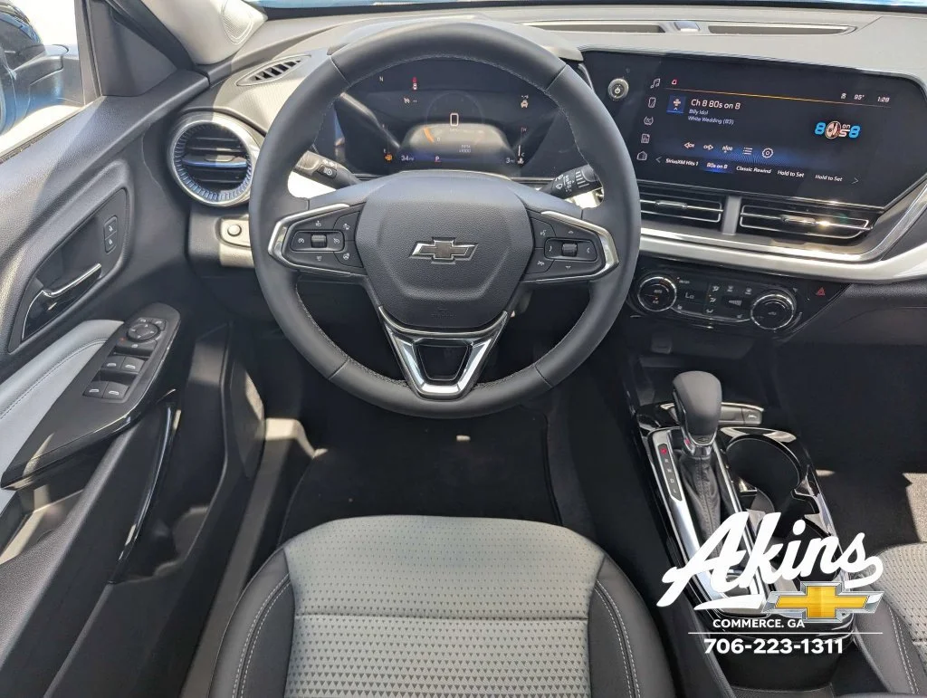 2026 Chevrolet Trax LT - Photo 15