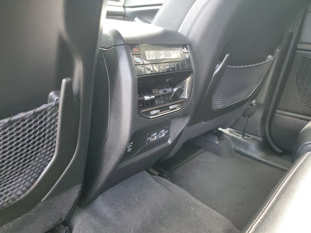 Used 2023 Silver Jeep Altitude image 16