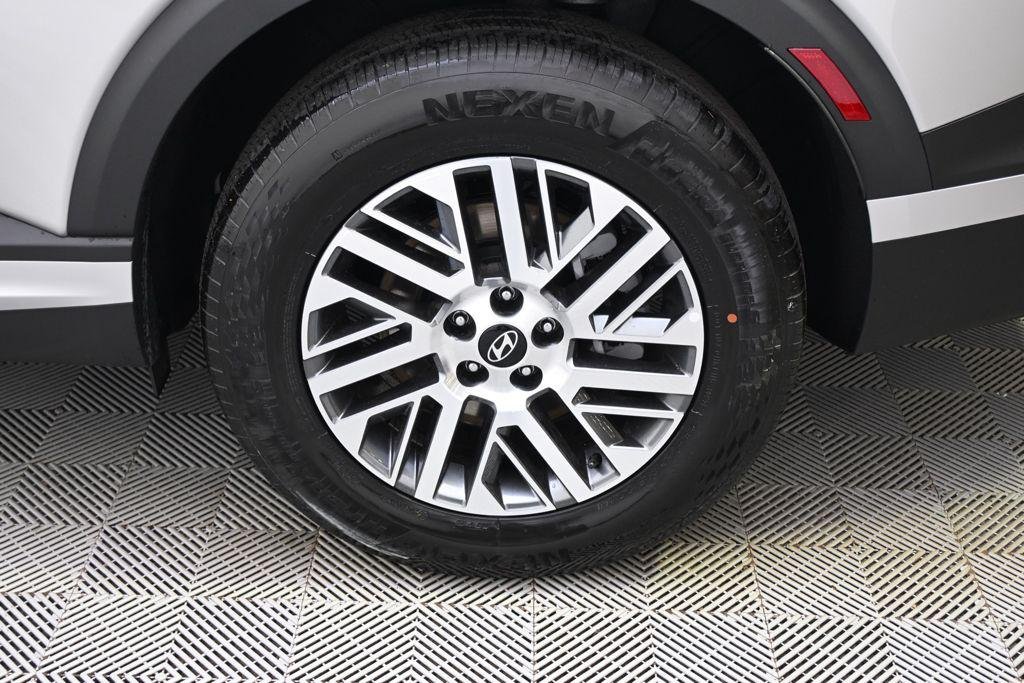 New 2026 Silver Metallic Hyundai SEL Premium AWD image 20