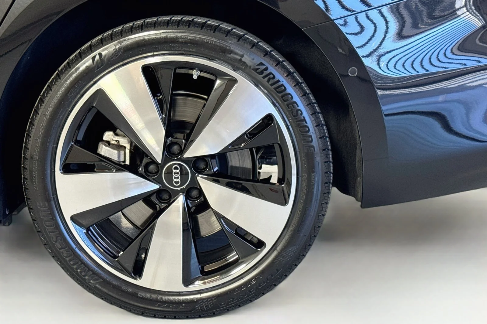 Used 2025 Black Audi Premium image 27
