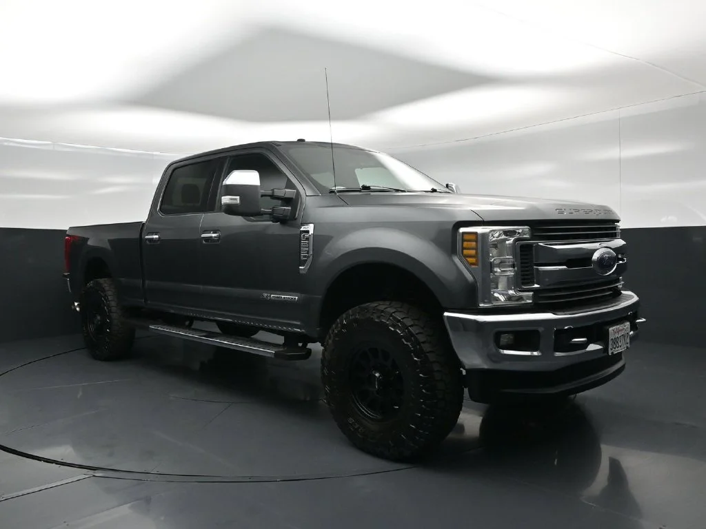 Used 2019 Gray Ford XLT image 51