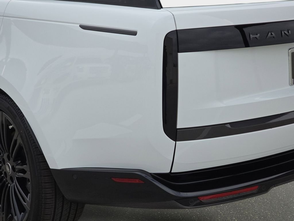 2025 Land Rover Range Rover SE - Photo 36