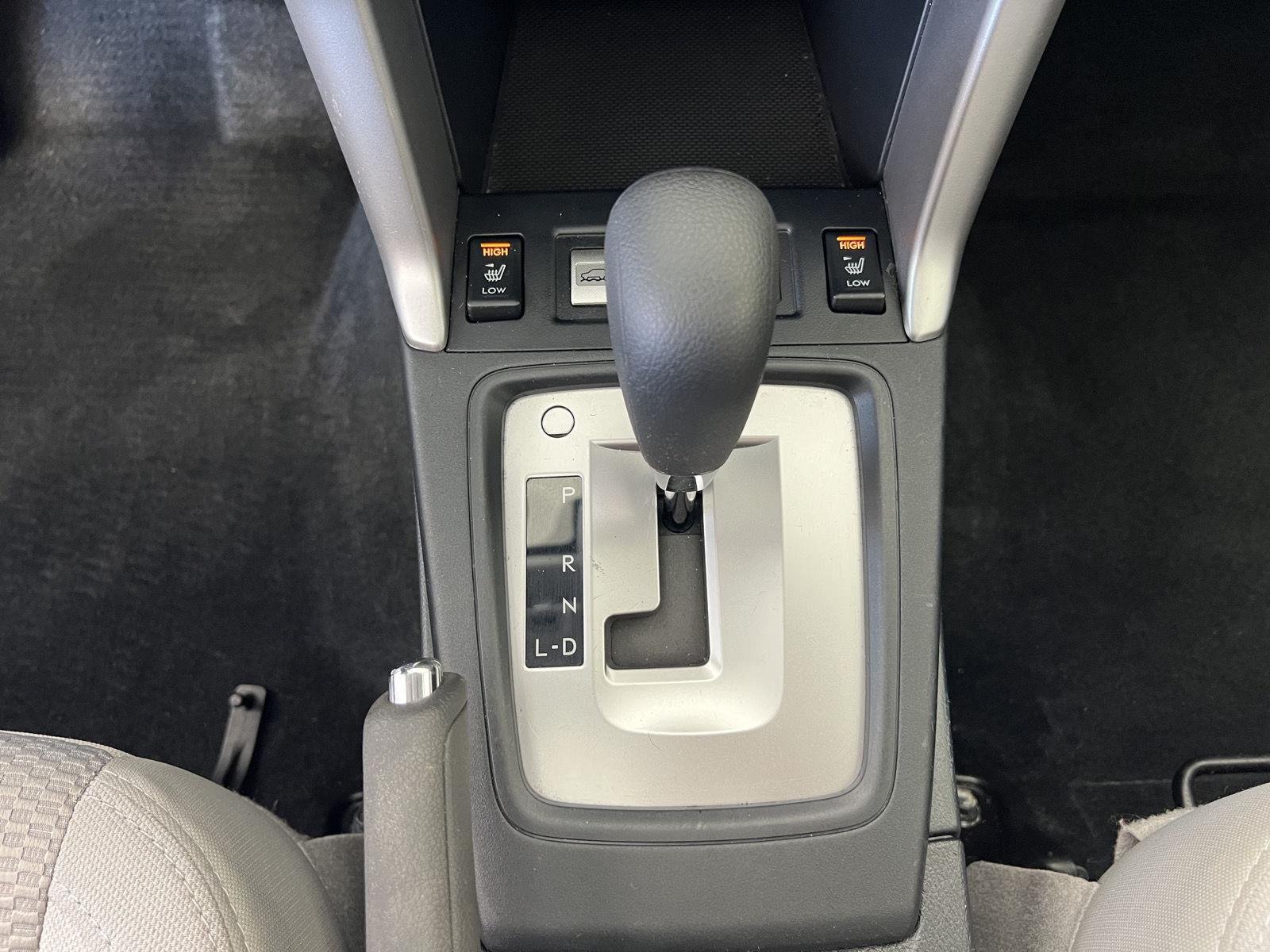 Used 2018 Crystal White Pearl Subaru Premium image 23