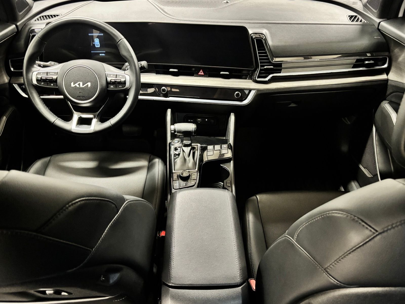 Used 2024 White Kia X-Line image 12