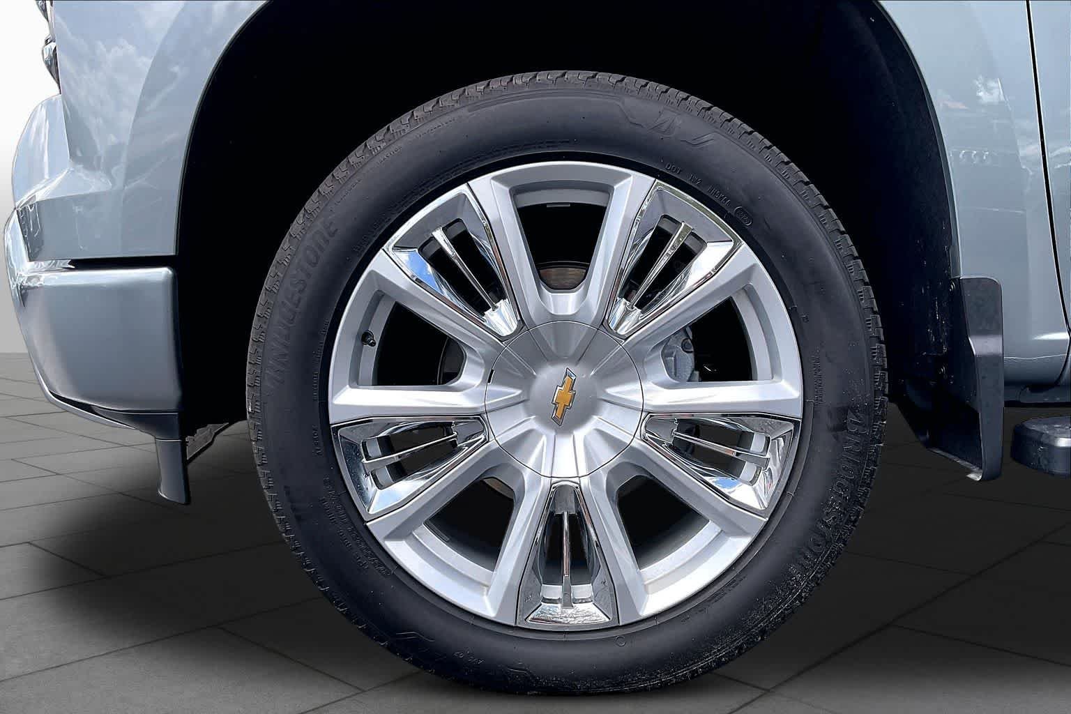 Used 2026 Sterling Gray Metallic Chevrolet High Country image 19