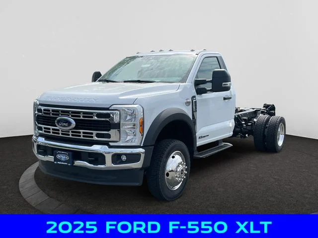 2025 Ford F-550 Super Duty Chassis Cab