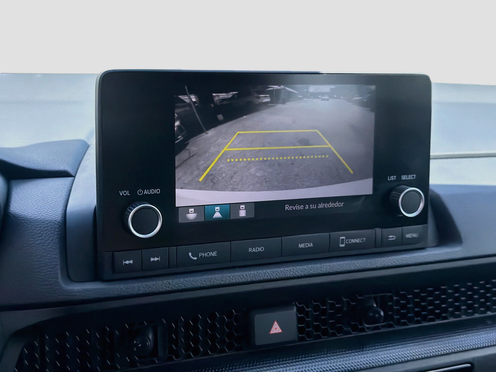 Used 2024  Honda LX image 13