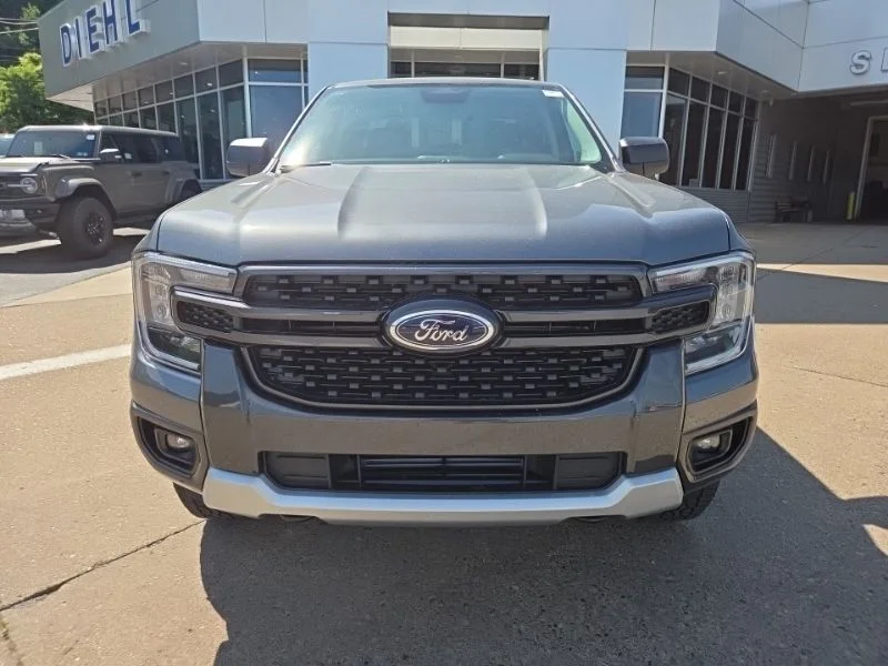 New 2026 Carbonized Gray Metallic Ford XLT image 2