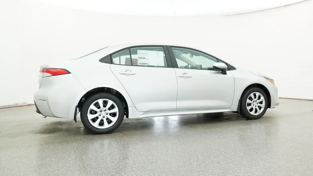 New 2026 Classic Silver Metallic Toyota LE image 15