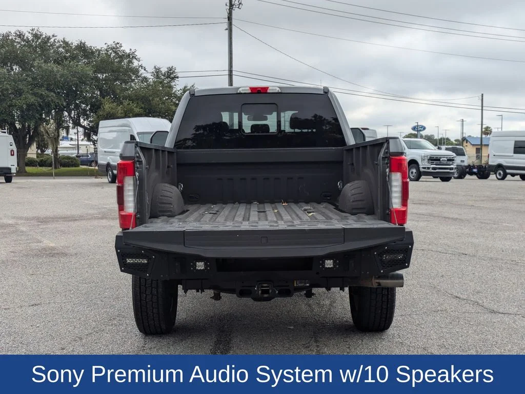 Used 2017 Magnetic Metallic Ford Platinum image 13