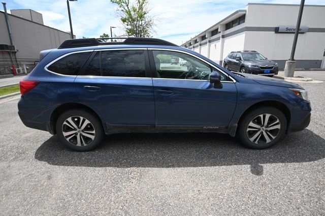 Used 2019 Blue Subaru 2.5i image 6