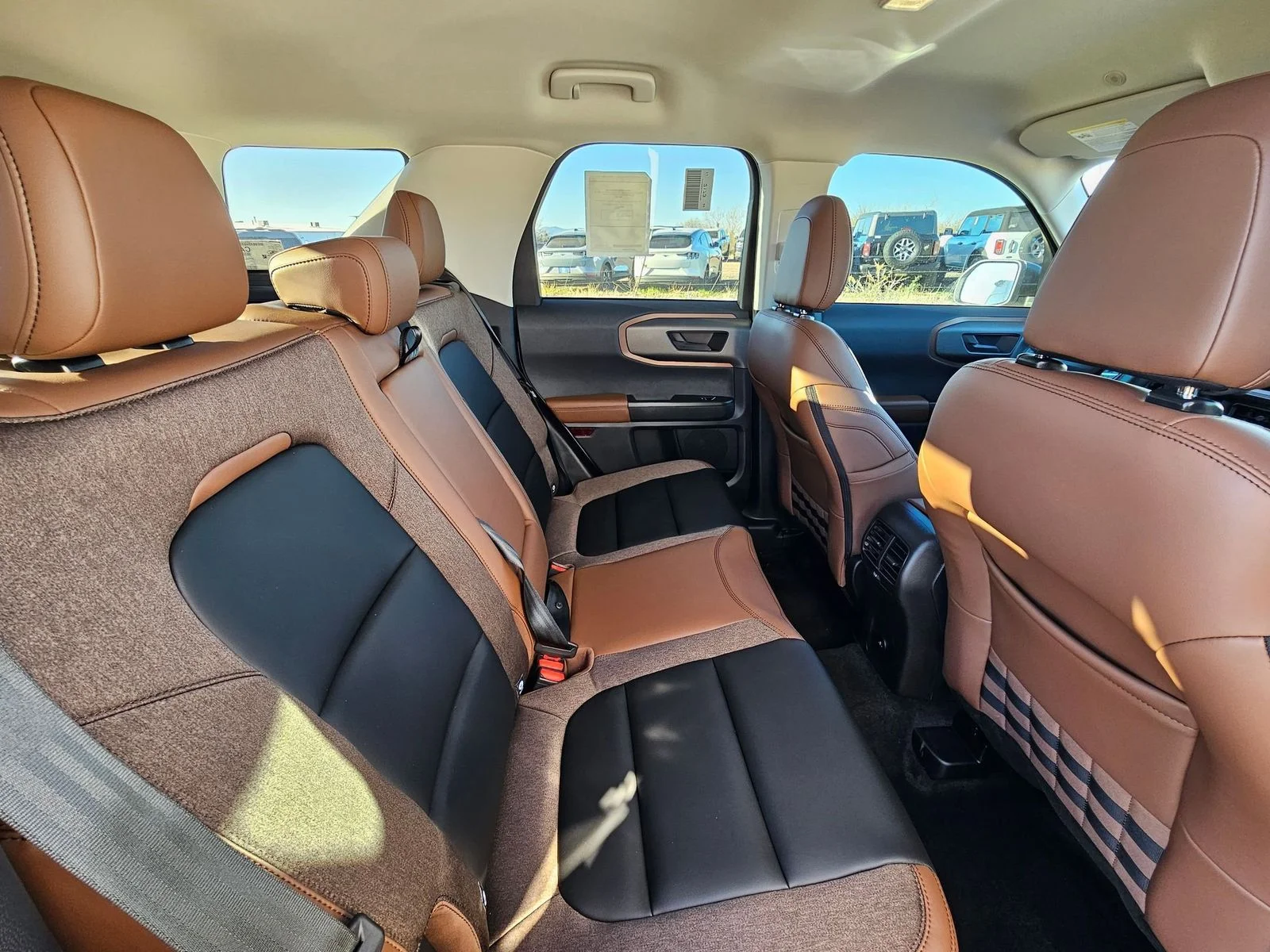 New 2025 Oxford White Ford Outer Banks® image 28