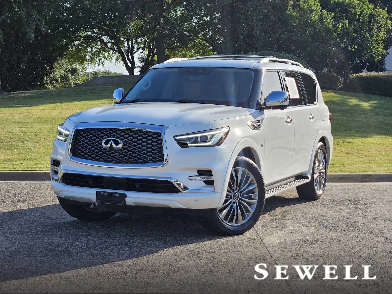 2020 INFINITI QX80 LUXE